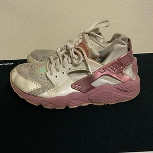 Nike Airs